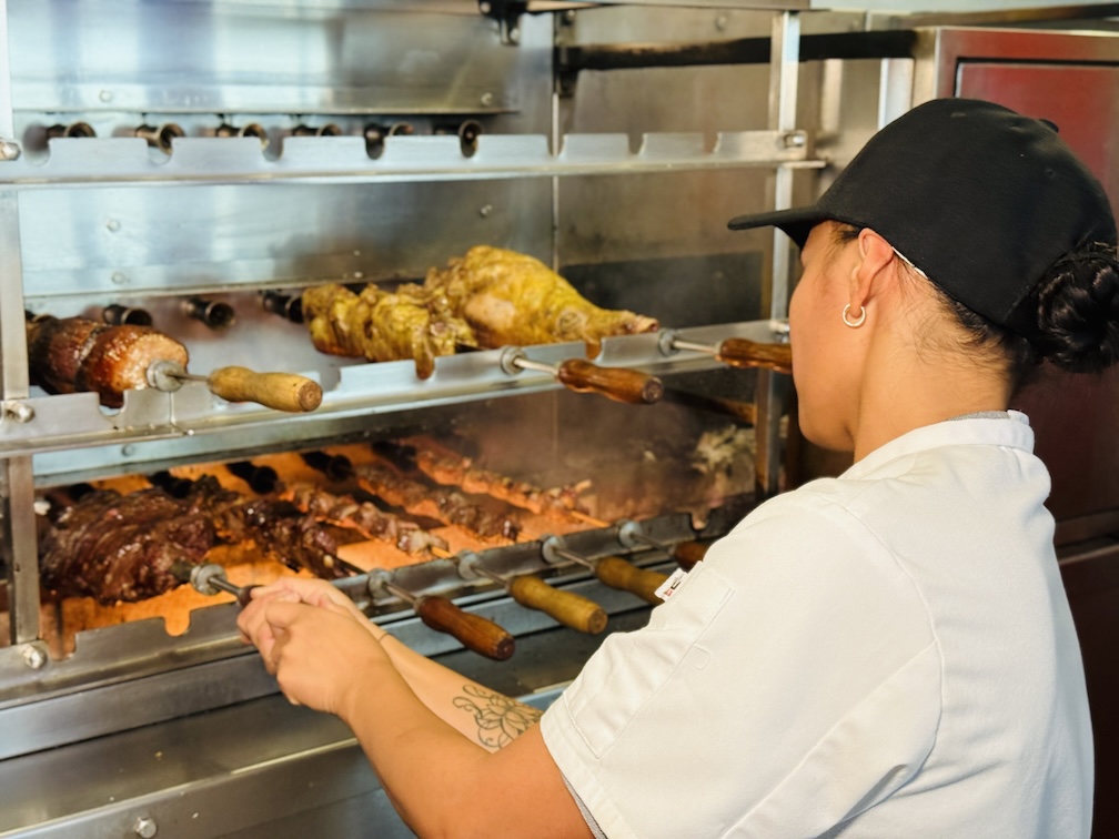 Texas De Brazil ジョーダンシェフ　クッキングシーン